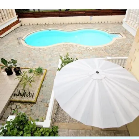Villa Kelly's Dream 4 *