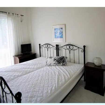 Kelly's Dream 4 * Πάφος